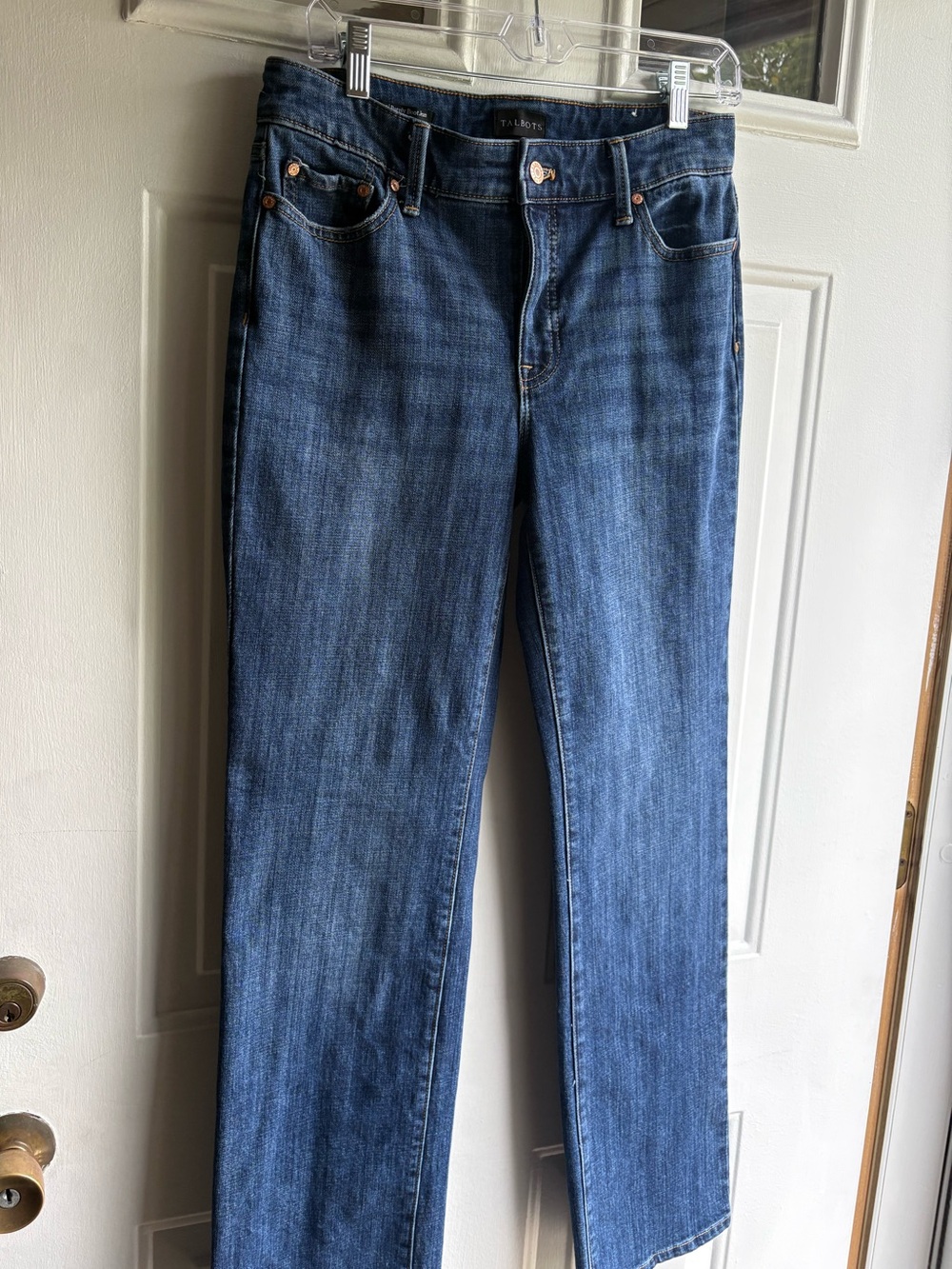 Talbots Barely Boot Jean 4 Straight-Leg Medium-Dark Wash Blue Denim 5-Pocket